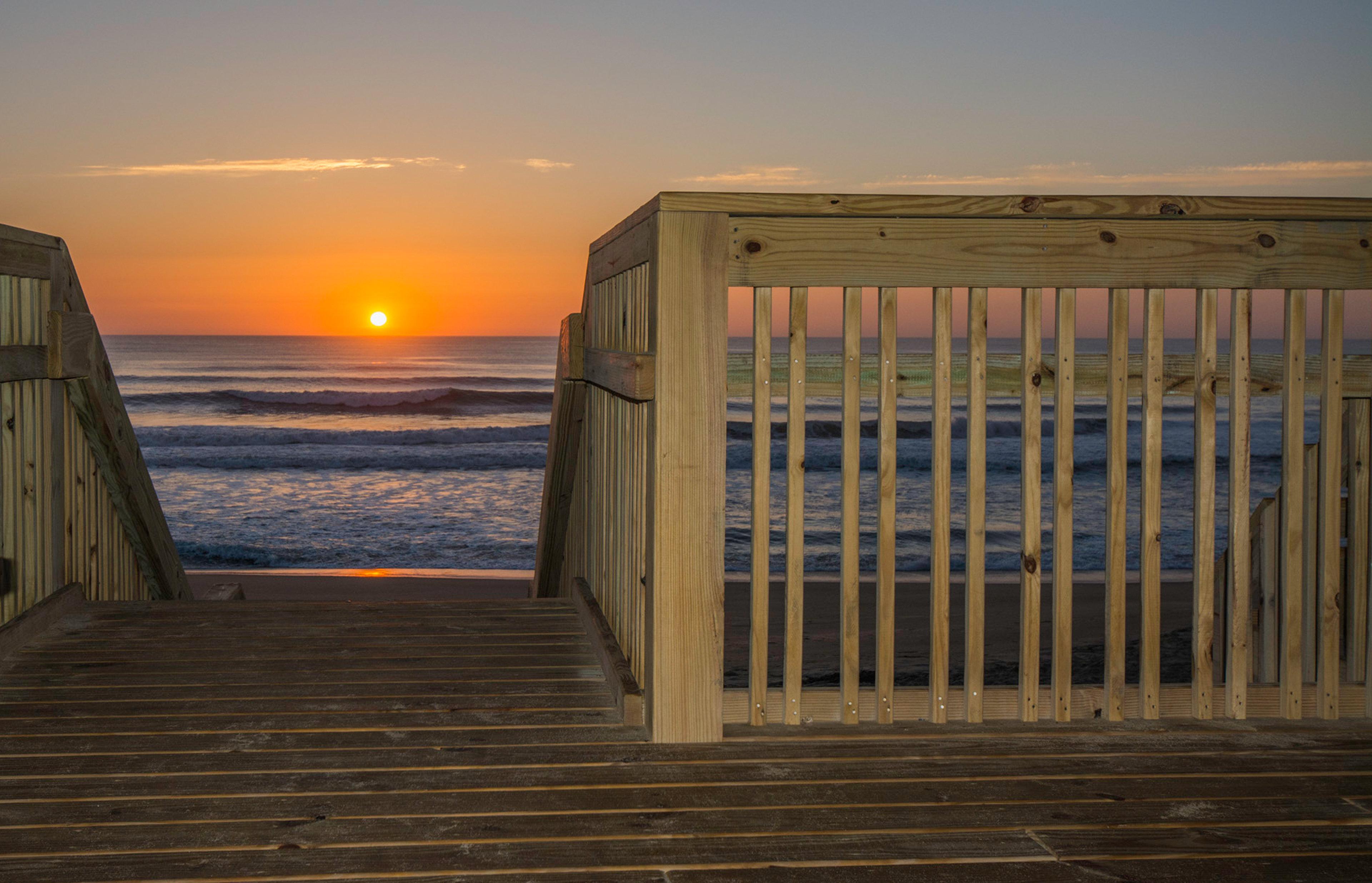 Holiday Inn Express Nags Head Oceanfront By Ihg Bagian luar foto